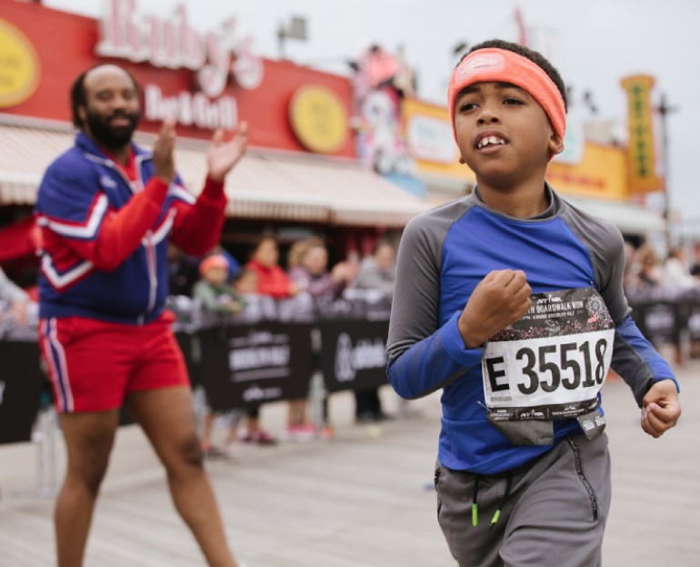 Times Square Kids Run at the United Airlines NYC Half Stage 2