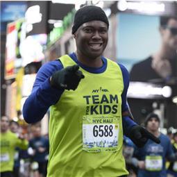 Times Square Kids Run at the United Airlines NYC Half Stage 3